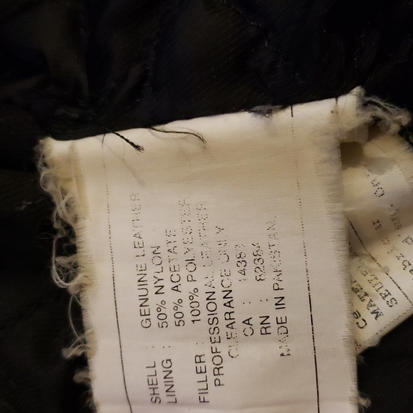 A black stone Ridge leather jacket. Size Large - Picture 5 of 8